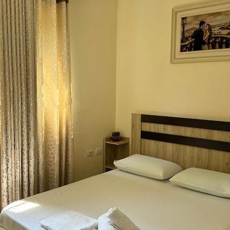 Guest House Taverna Laberia 2 Gjirokastër 외부 사진